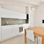 Apartment Wave Village 2 *